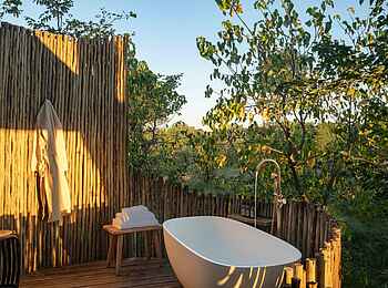 Sable Alley Camp: Honeymoonsuite Badewanne