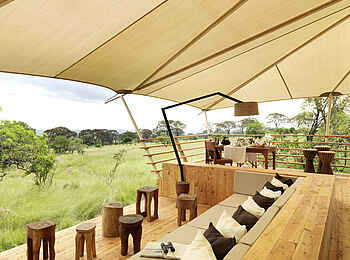 Serengeti Bushtops: Privatlounge