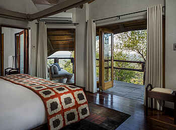 Ulusaba Rock Lodge: Rock Suite Bett