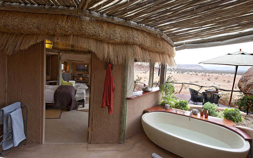 Camp Kipwe: Wanne mit Blick Camp Kipwe: Wanne mit Blick