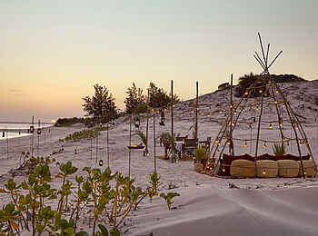 Kisawa Sanctuary: Dinner am Strand