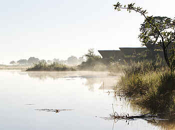 Lagoon Camp: Chalets im Morgendunst Lagoon Camp: Chalets im Morgendunst