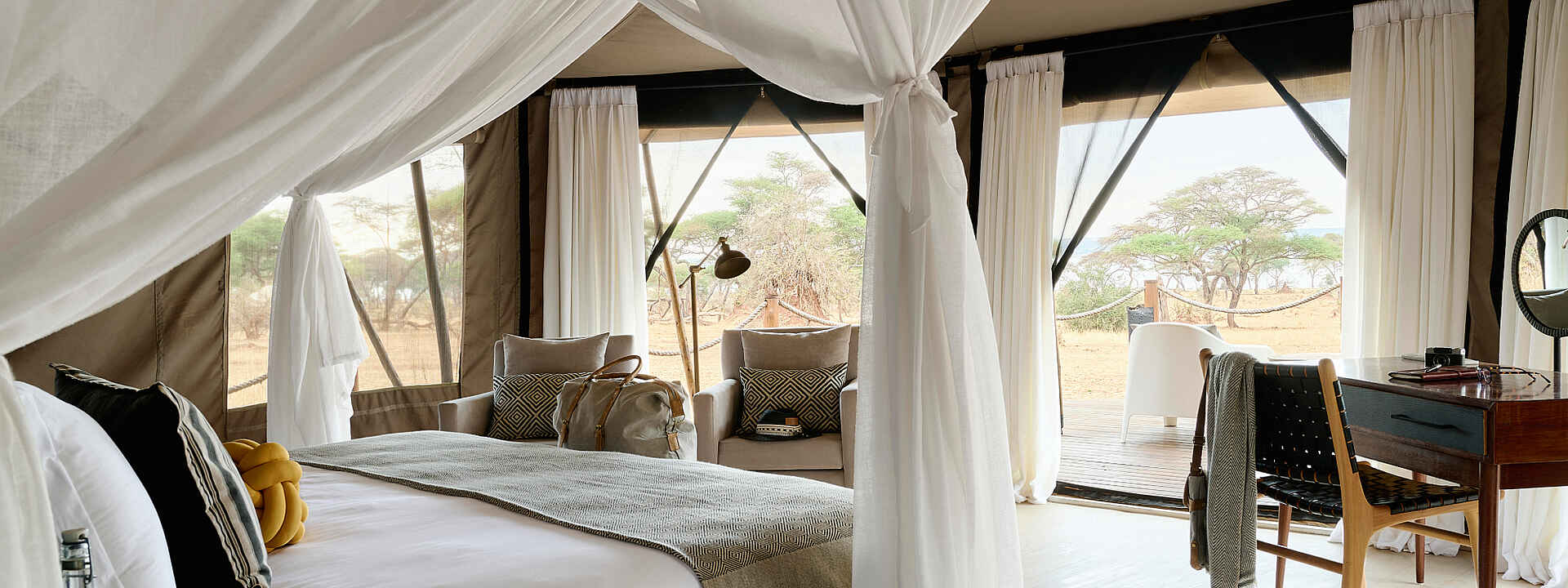 Sanctuary Swala: Schlafzimmer mit Aussicht