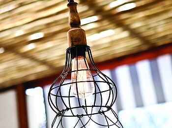 L'Avenir Country Lodge: Lampe L'Avenir Country Lodge: Lampe