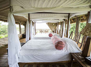 Mihingo Lodge: Gästezimmer Betten Innenansicht Mihingo Lodge: Gästezimmer Betten Innenansicht
