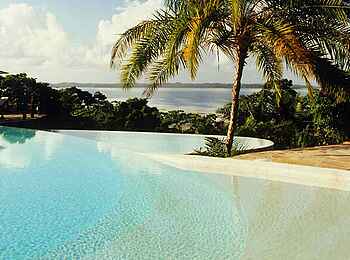 Fundu Lagoon: Blick vom Pool Fundu Lagoon: Blick vom Pool