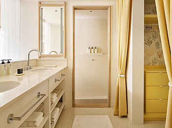 LUX Belle Mare: Das Badezimmer einer LUX Suite LUX Belle Mare: Das Badezimmer einer LUX Suite