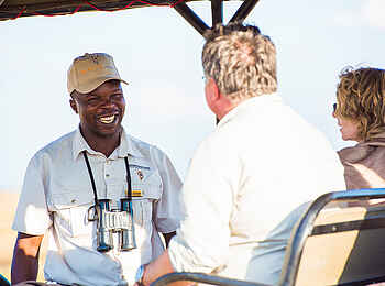 Mukambi Busanga Plains Camp: Im Gespräch Mukambi Busanga Plains Camp: Im Gespräch