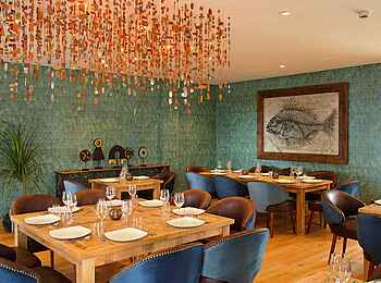 Latitude 0: The Other Side - Speiseraum Latitude 0: The Other Side - Speiseraum