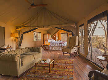 Verney's Camp: Sofa und Bett