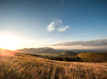 Finch Hattons: Sonnenuntergang über den Chyulu Hills