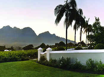 Grande Roche Hotel: Herrenhaus vor den Drakenstein Mountains