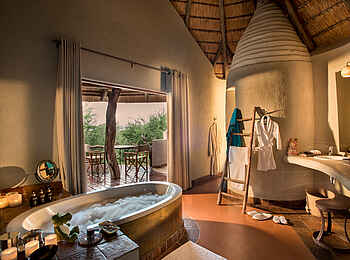Madikwe Safari Lodge Lelapa: Badewanne im Badzimmer der Suite