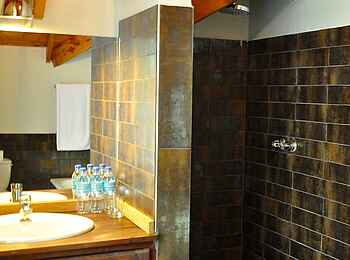 Onsea House: Dusche der Family Suite