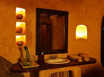 Mihingo Lodge: Badezimmer Waschbecken Mihingo Lodge: Badezimmer Waschbecken