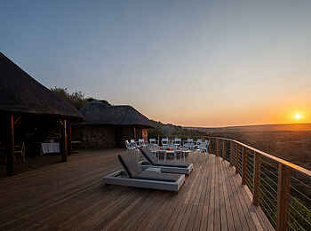 Riverdene Family Lodge: Terrasse Riverdene Family Lodge: Terrasse