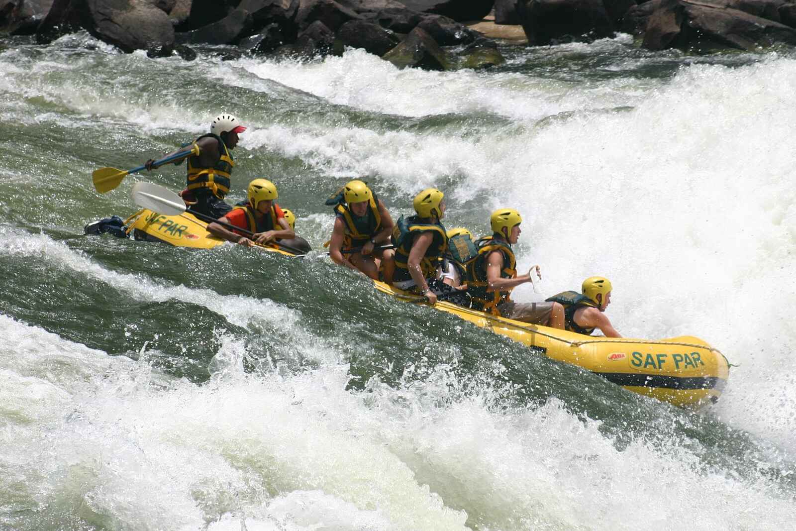 Taita Falcon Lodge: White Water Rafting Taita Falcon Lodge: White Water Rafting