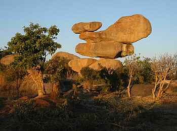 Zambezi Sands Luxury Tented Camp: Balancing rocks