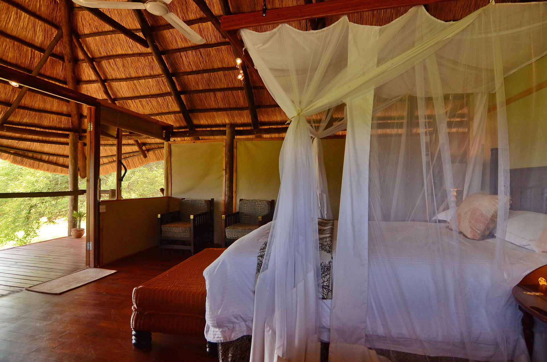 Ivory Lodge: Family Room Bett