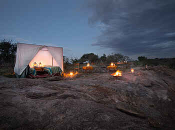 Laikipia Wilderness Main Camp: Ein Sleep-Out unter freiem Himmel Laikipia Wilderness Main Camp: Ein Sleep-Out unter freiem Himmel