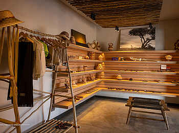 Mashatu Euphorbia Villas: Shop