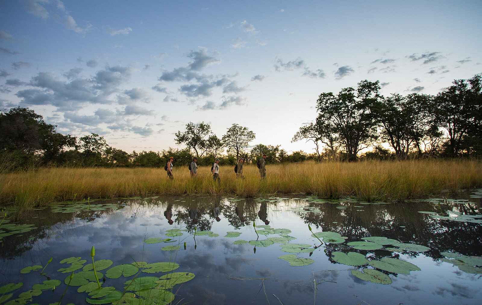 Sitatunga Private Island Suite: Zu Fuß unterwegs Sitatunga Private Island Suite: Zu Fuß unterwegs