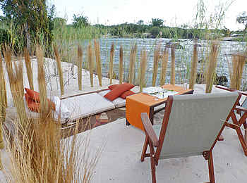 Divava Okavango Lodge and Spa: Entspannung auf dem Wasser Divava Okavango Lodge and Spa: Entspannung auf dem Wasser