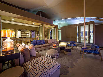 Hoanib Skeleton Coast Camp: In der Lounge