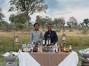 Gomoti Private Camp: Bar im Außenbereich
