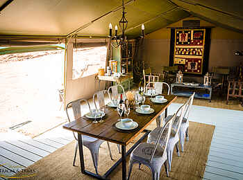 Ozondjou Trails: Schön hergerichteter Tisch für das Abendessen