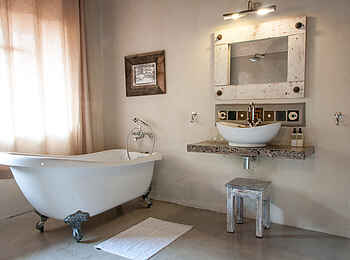 Bayete Guest Lodge: Badezimmer mit Badewanne