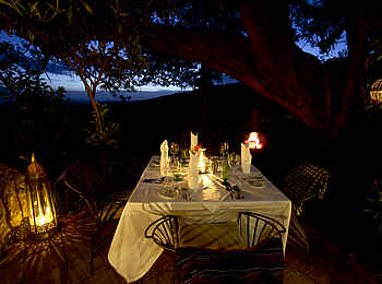 Gibbs Farm: Dinner unter den Sternen