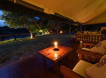 Governors' Il Moran Camp: Abends im Barzelt