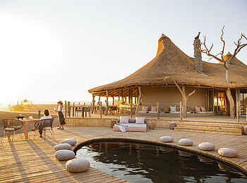 Little Kulala Lodge: Poolbereich Little Kulala Lodge: Poolbereich