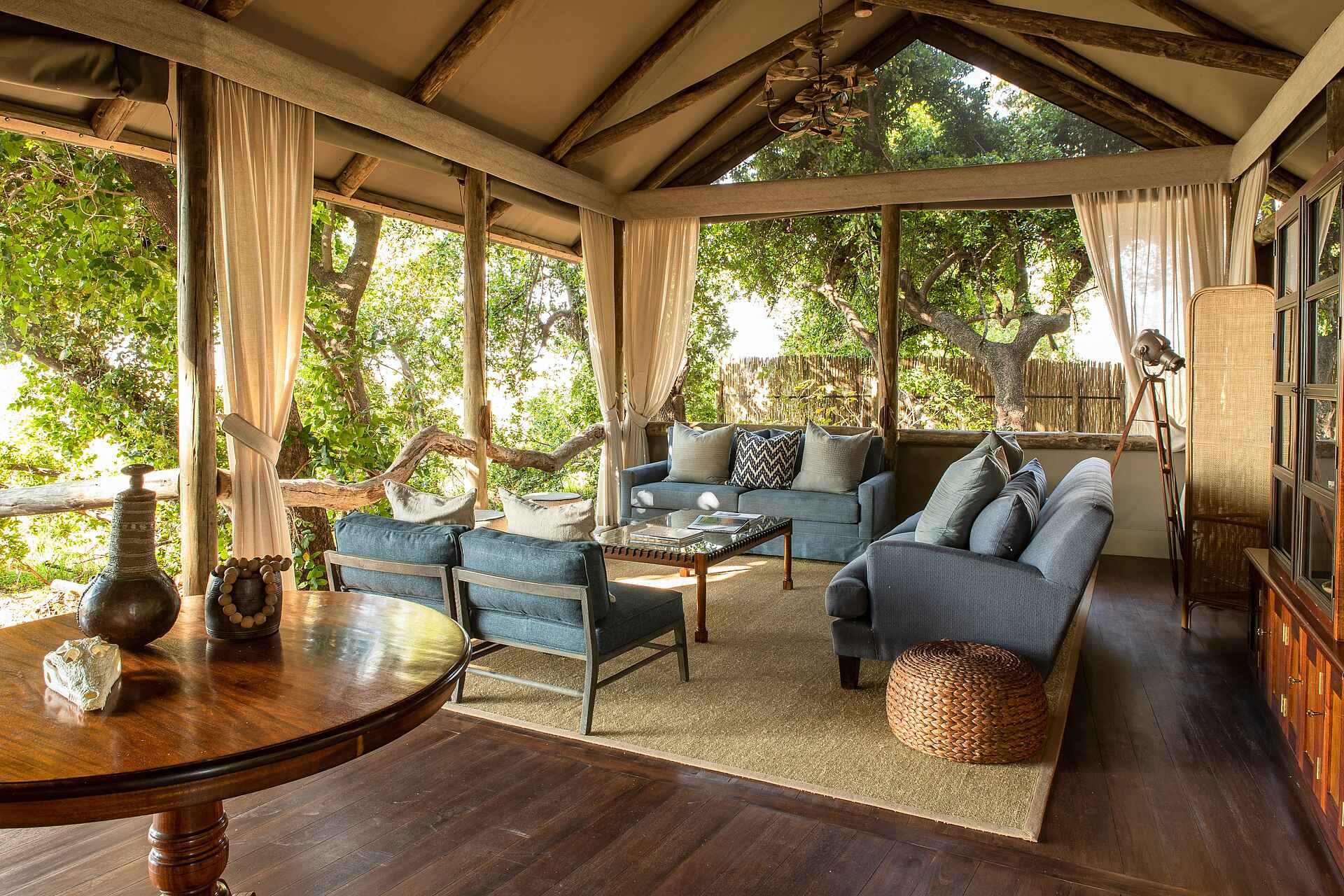 Shinde Camp: Loungebereich