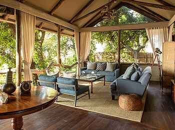 Shinde Camp: Loungebereich