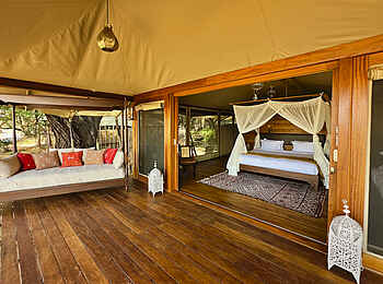 Soroi Larsens Camp: Eine großzügige Veranda Soroi Larsens Camp: Eine großzügige Veranda