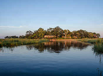 Kazile Island Lodge: Blick auf die Insel