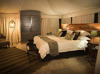 Simbavati Hilltop Lodge: Querblick in Gästezelt