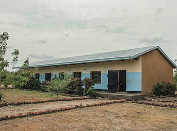 Chem Chem Lodge: Schulhaus Chem Chem Lodge: Schulhaus