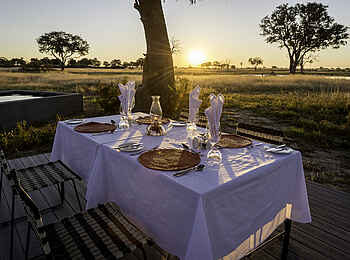 Linkwasha Camp: Gedeckter Tisch