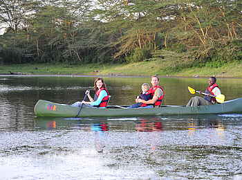 Hatari Lodge: Kanufahrt