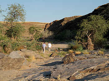 Rostock Ritz Desert Lodge: Auf dem Gaub Trail Rostock Ritz Desert Lodge: Auf dem Gaub Trail