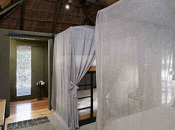 Victoria Falls River Lodge: Das Kinderzimmer im Luxury Familienzelt