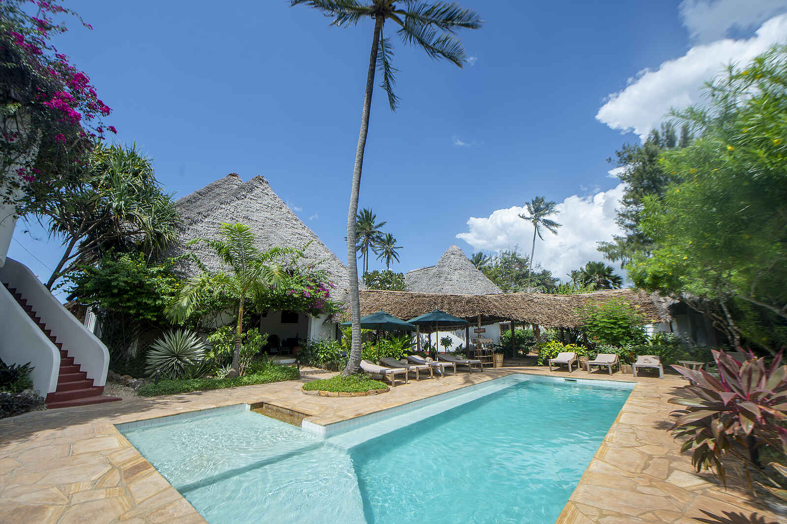 Villa Kiva Boutique Hotel: Die Pool Landschaft Villa Kiva Boutique Hotel: Die Pool Landschaft