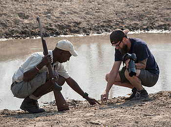 Kanga Expeditions: Spurenlesen