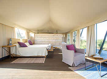 Mara Mara Tented Lodge: Holzdielen im Gästezelt Mara Mara Tented Lodge: Holzdielen im Gästezelt