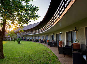 A'Zambezi River Lodge: Zimmerfronten A'Zambezi River Lodge: Zimmerfronten