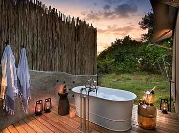 Khwai Leadwood: Bad im Freien