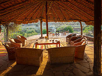 Laikipia Wilderness River Camp: Blick aus der Lounge Laikipia Wilderness River Camp: Blick aus der Lounge